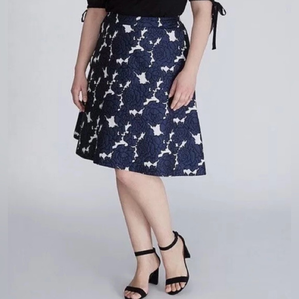Lane Bryant Women's Plus 24 Floral A-Line Skirt Jigsaw Blue/White/Black